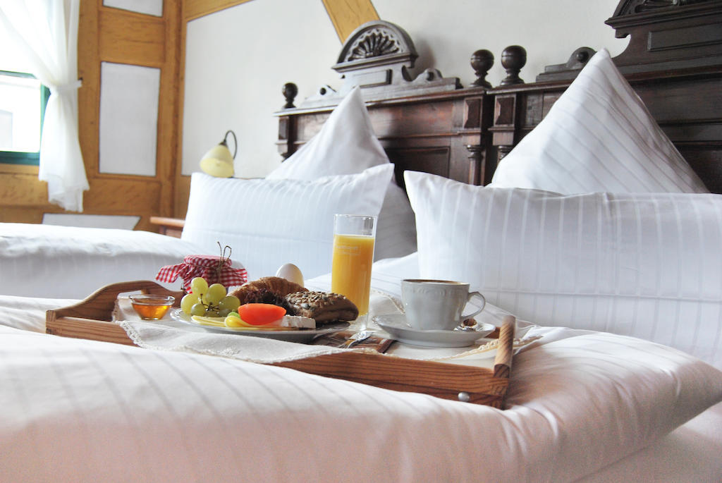 Der Schwan Hotel & Restaurant Schwanstetten Phòng bức ảnh